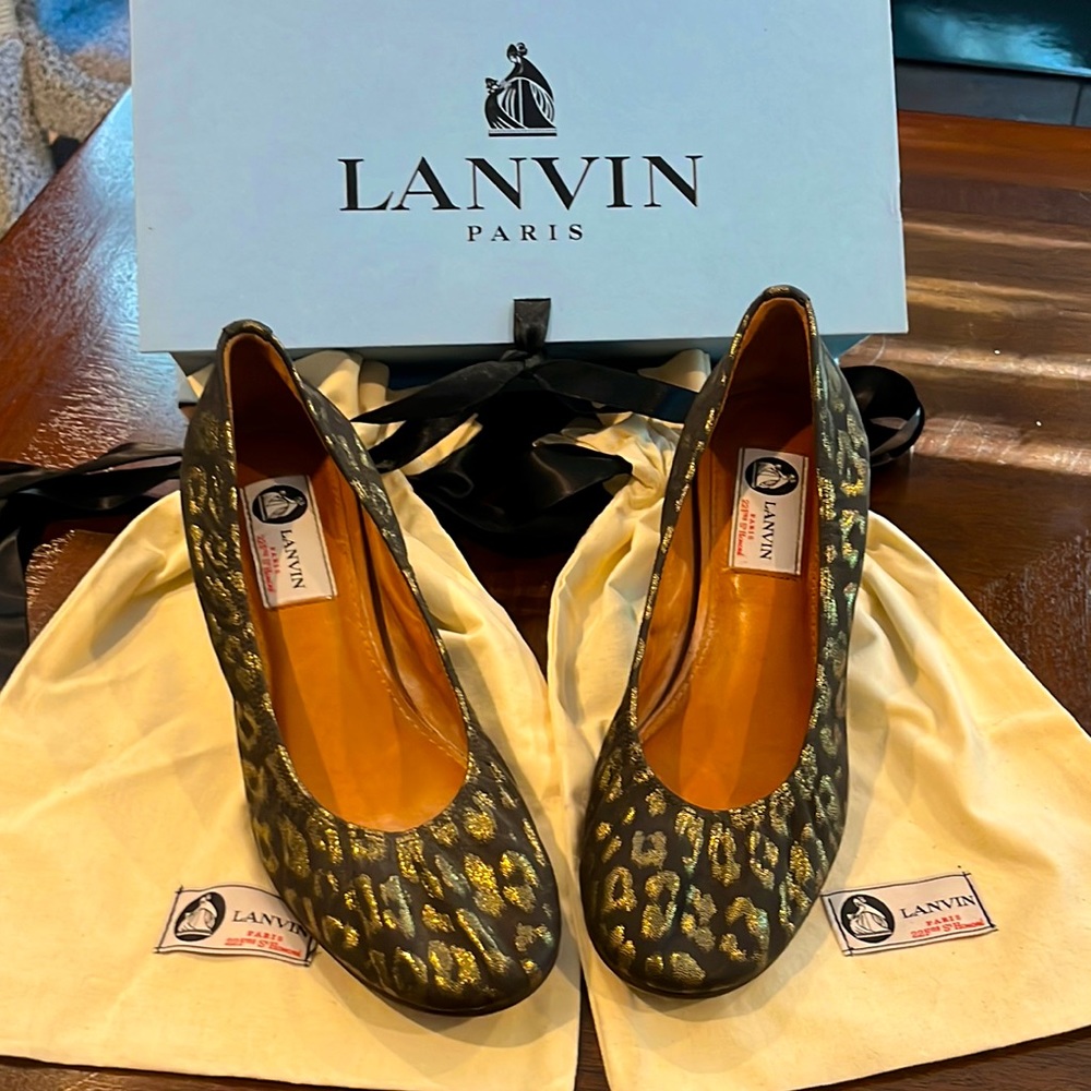 Lanvin Paris Sheep Skin Leopard Print Heels Size 8/38